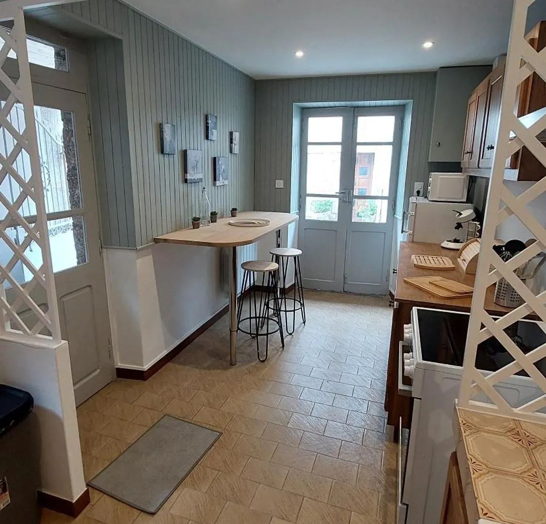 Bed & Breakfast Gite Du Portail Fleuri Senergues Frankrijk